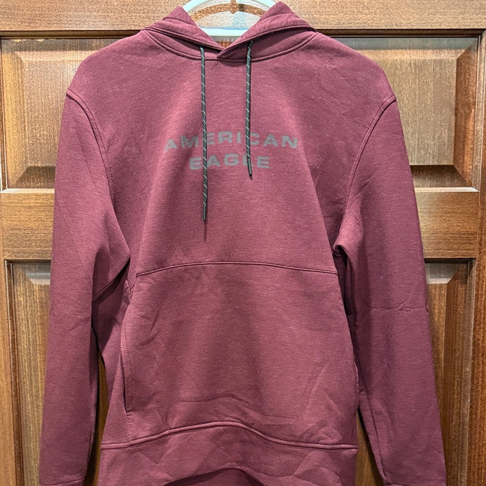 American Eagle Outfitters Men's Burgundy Hoodie